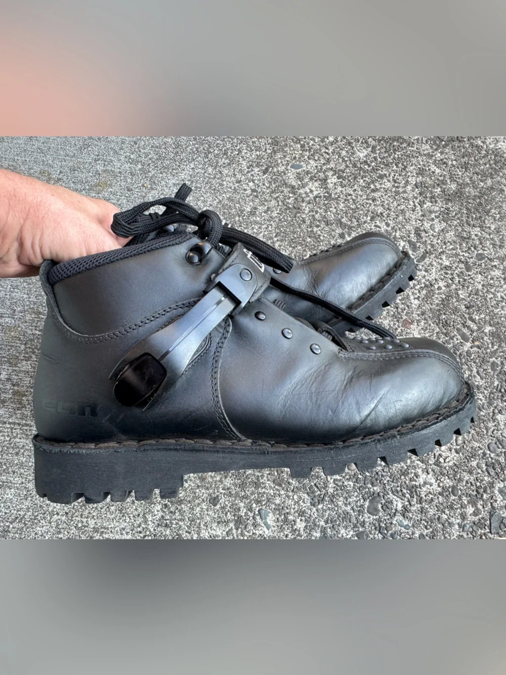 ICON Motorcycle Boots - Men’s Size 10 Super Duty Great Condition